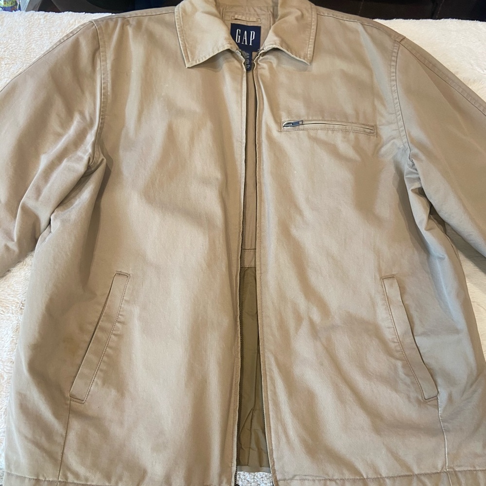 Men’s Gap tan spring jacket